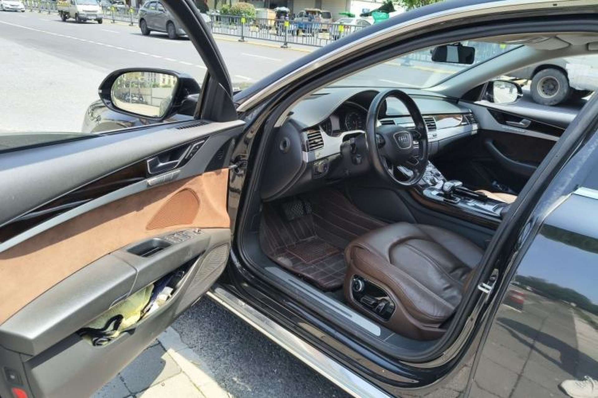 Used Audi A8 2014 A8L 45 TFSI quattro Comfort model Driver Seat