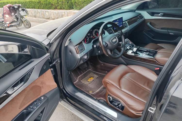 Used Audi A8 2014 A8L 45 TFSI quattro Comfort model Driver Seat