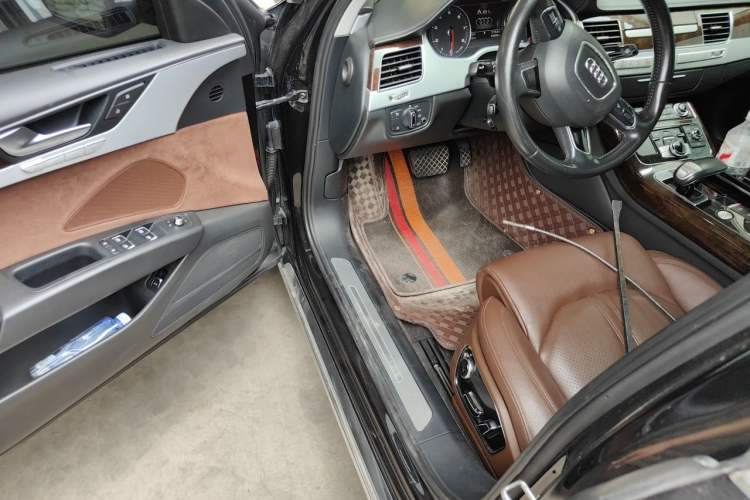 Used Audi A8 2014 A8L 45 TFSI quattro Comfort model Driver Seat