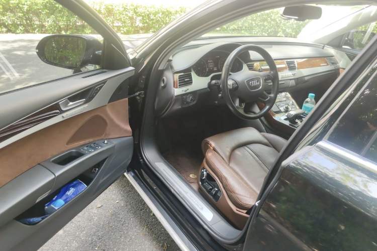 Used Audi A8 2014 A8L 45 TFSI quattro Comfort model Driver Seat