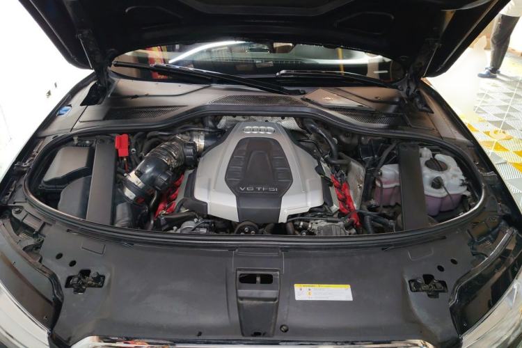 Used Audi A8 2014 A8L 45 TFSI quattro Luxury Model Engine Bay