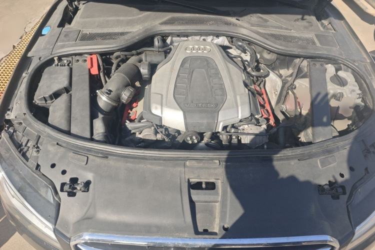 Used Audi A8 2014 A8L 45 TFSI quattro Comfort model Engine Bay