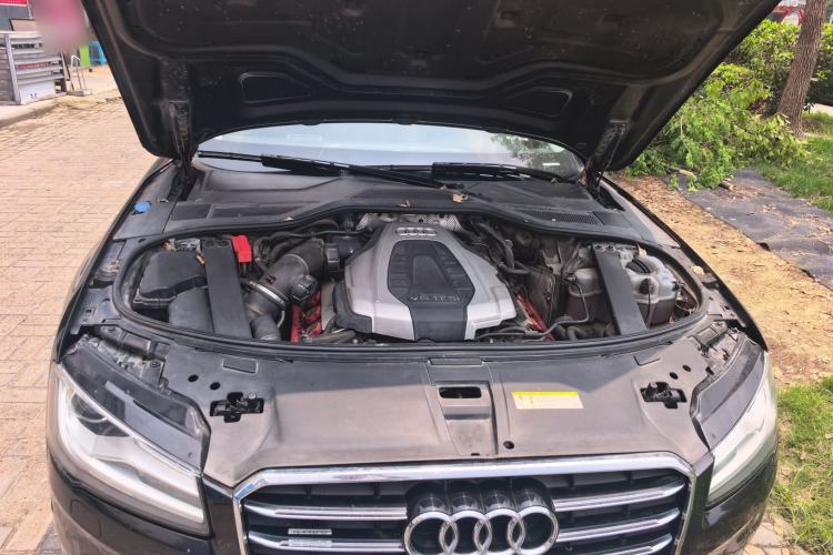 Used Audi A8 2014 A8L 45 TFSI quattro Comfort model Engine Bay