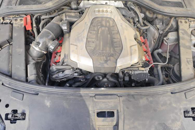 Used Audi A8 2014 A8L 45 TFSI quattro Comfort model Engine Bay