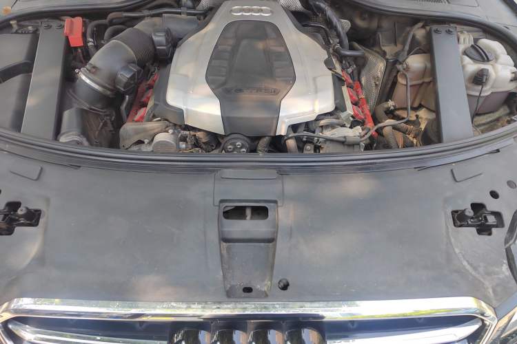 Used Audi A8 2014 A8L 45 TFSI quattro Luxury Model Engine Bay