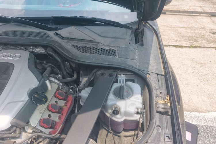 Used Audi A8 2014 A8L 45 TFSI quattro Luxury Model Engine Bay Left