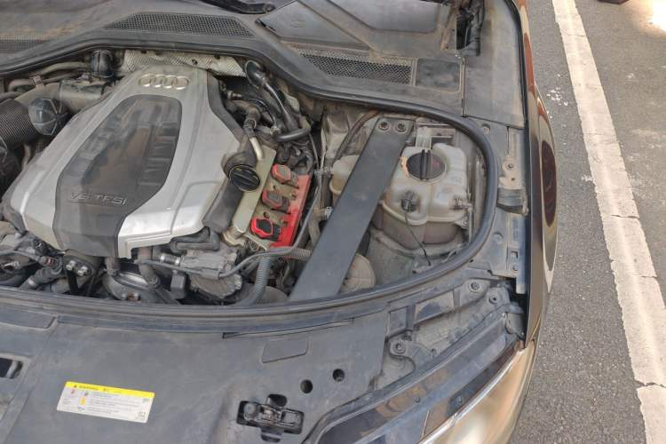 Used Audi A8 2014 A8L 45 TFSI quattro Luxury Model Engine Bay Left
