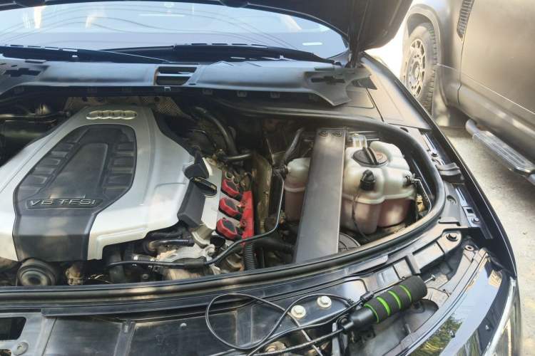 Used Audi A8 2014 A8L 50 TFSI quattro Prestige Edition Engine Bay Left