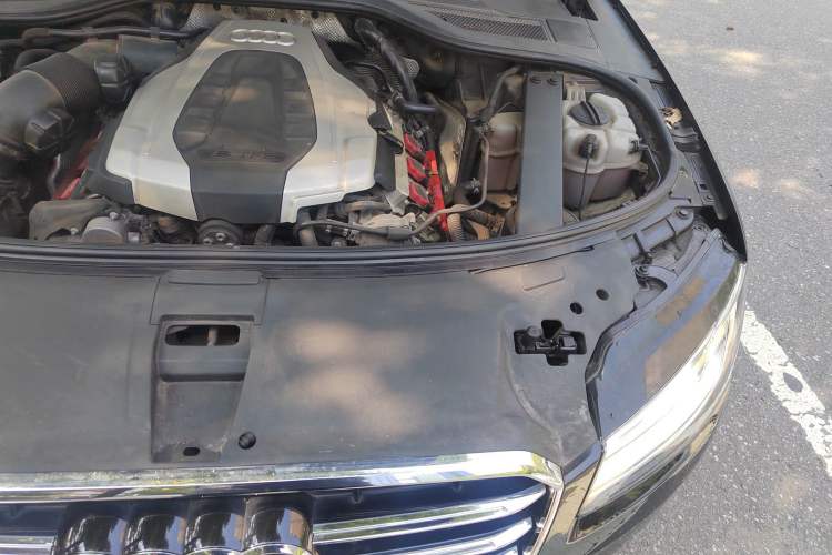 Used Audi A8 2014 A8L 45 TFSI quattro Luxury Model Engine Bay Left