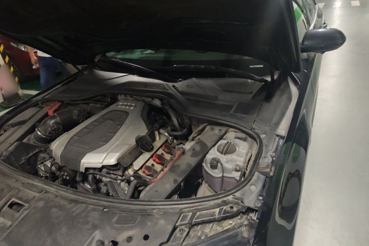 Used Audi A8 2014 A8L 45 TFSI quattro Comfort model Engine Bay Left