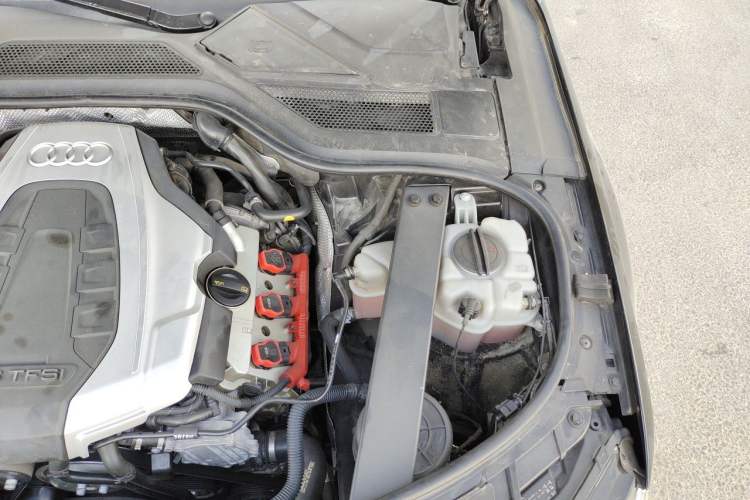 Used Audi A8 2014 A8L 45 TFSI quattro Luxury Model Engine Bay Left