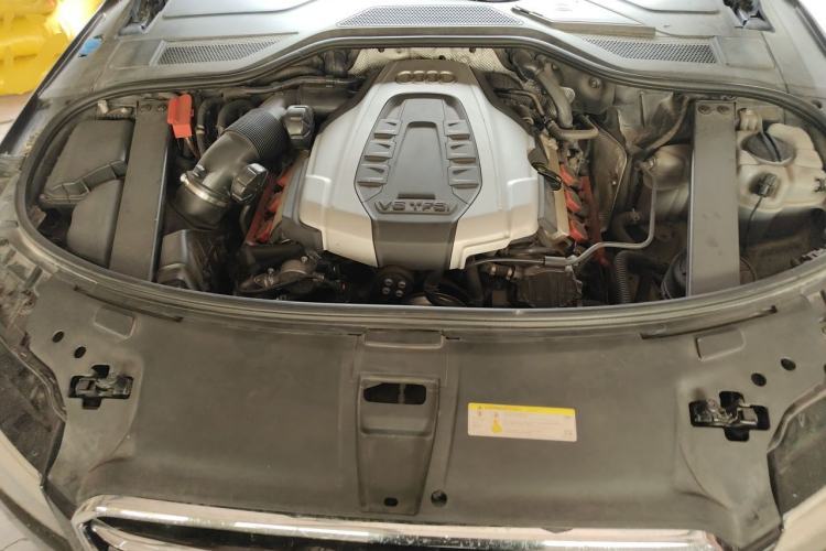 Used Audi A8 2014 A8L 45 TFSI quattro Comfort model Engine Bay