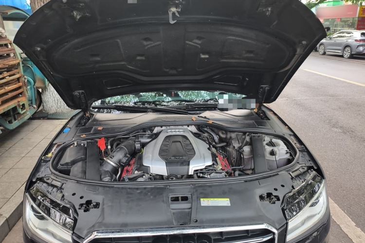 Used Audi A8 2014 A8L 45 TFSI quattro Comfort model Engine Bay
