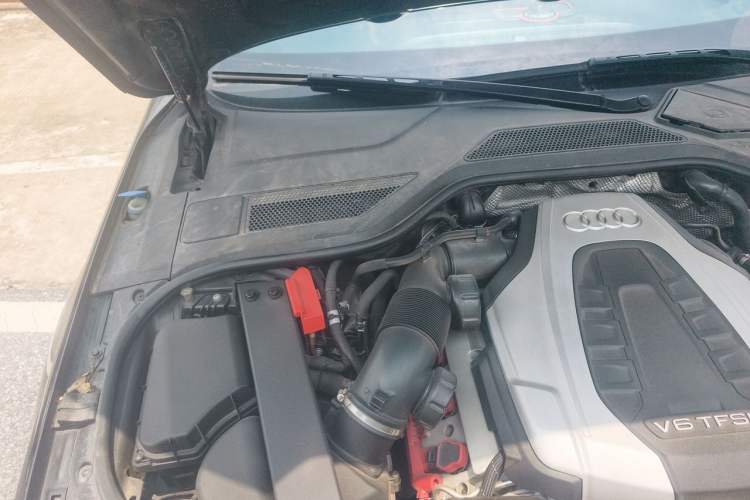 Used Audi A8 2014 A8L 45 TFSI quattro Luxury Model Engine Bay Right