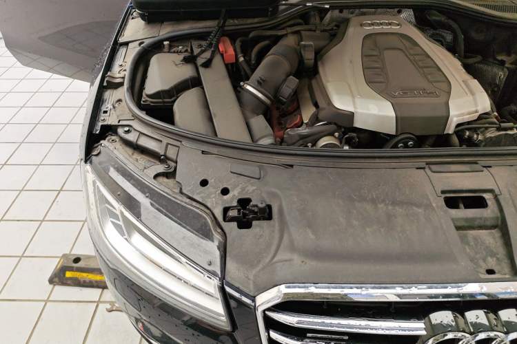 Used Audi A8 2014 A8L 45 TFSI quattro Luxury Model Engine Bay Right