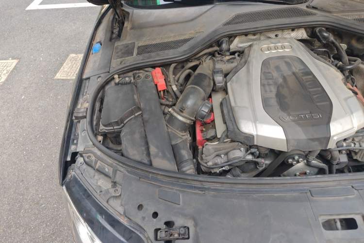 Used Audi A8 2014 A8L 45 TFSI quattro Luxury Model Engine Bay Right