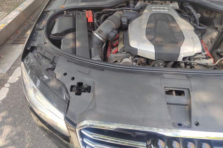Used Audi A8 2014 A8L 45 TFSI quattro Luxury Model Engine Bay Right