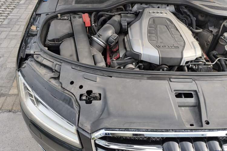 Used Audi A8 2014 A8L 45 TFSI quattro Luxury Model Engine Bay Right