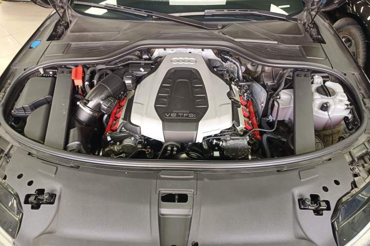 Used Audi A8 2014 A8L 45 TFSI quattro Comfort model Engine Bay