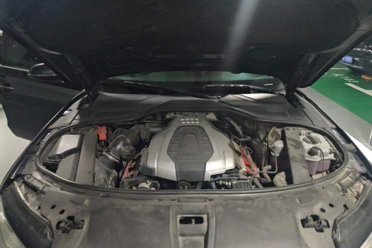 Used Audi A8 2014 A8L 45 TFSI quattro Comfort model Engine Bay