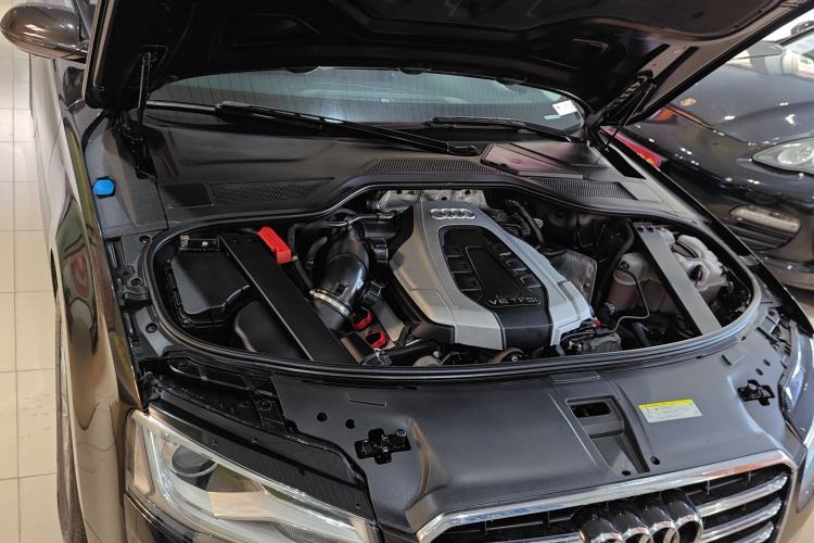 Used Audi A8 2014 A8L 45 TFSI quattro Comfort model Engine Bay
