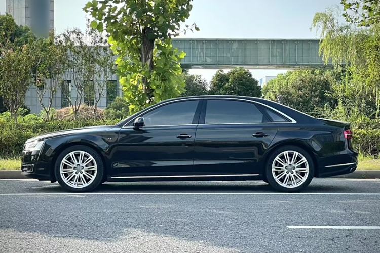 Used Audi A8 2014 A8L 60 TFSI quattro Exclusive Edition Exterior 2