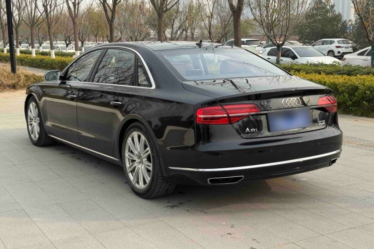 Used Audi A8 2014 A8L 6.3 FSI W12 quattro flagship model Exterior 3