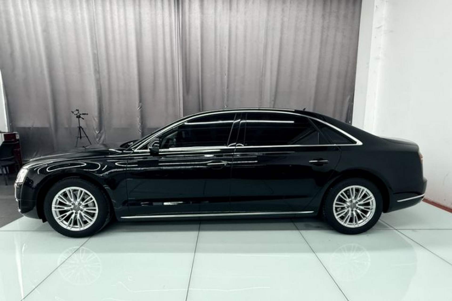 Used Audi A8 2014 A8L 45 TFSI quattro Comfort model Exterior 3