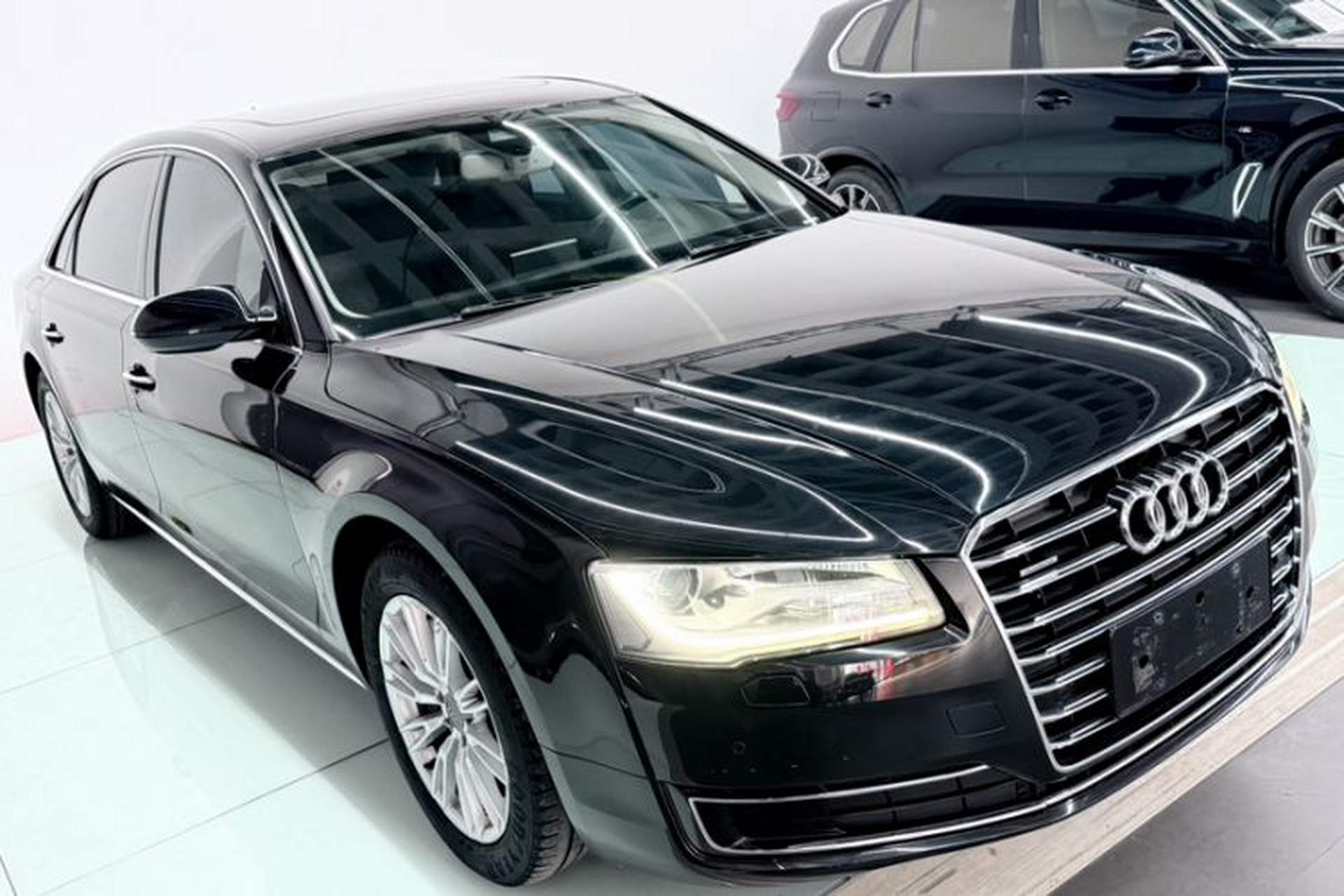 Used Audi A8 2014 A8L 45 TFSI quattro Comfort model Exterior 5