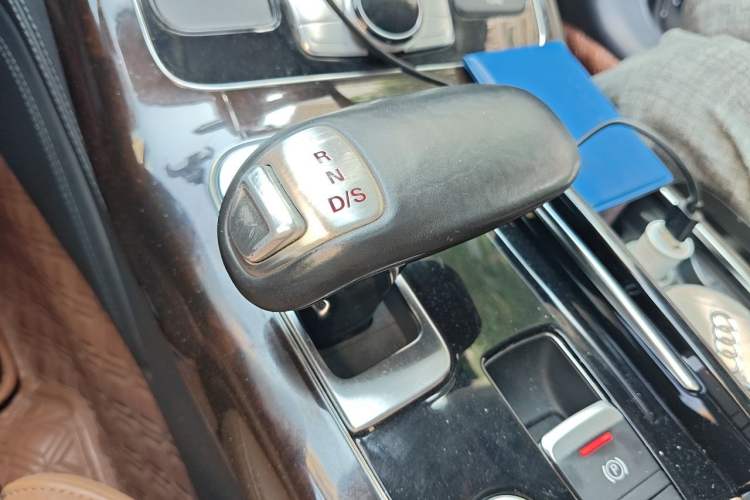 Used Audi A8 2014 A8L 45 TFSI quattro Luxury Model Gear Lever