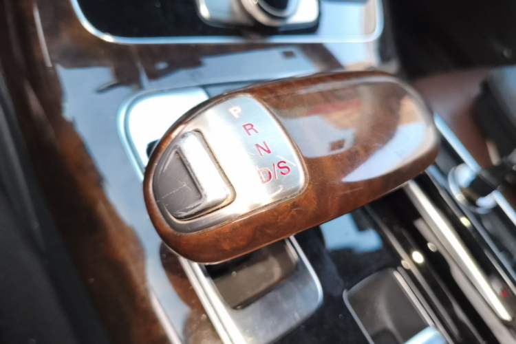 Used Audi A8 2014 A8L 45 TFSI quattro Luxury Model Gear Lever