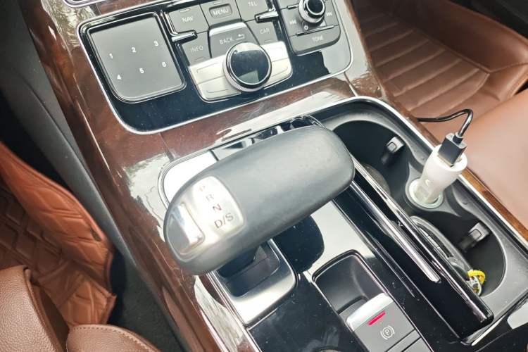 Used Audi A8 2014 A8L 45 TFSI quattro Comfort model Gear Lever