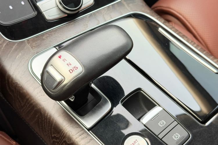 Used Audi A8 2014 A8L 45 TFSI quattro Luxury Model Gear Lever