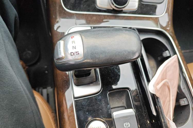 Used Audi A8 2014 A8L 45 TFSI quattro Luxury Model Gear Lever