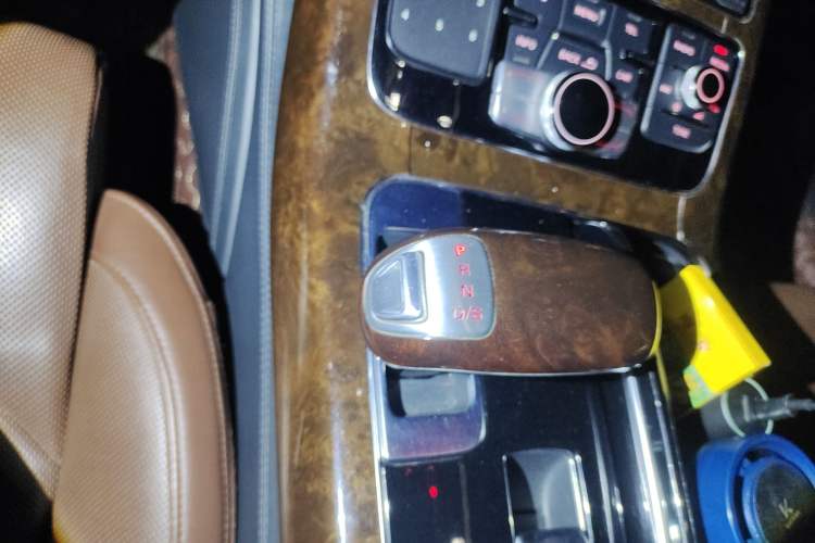 Used Audi A8 2014 A8L 45 TFSI quattro Luxury Model Gear Lever