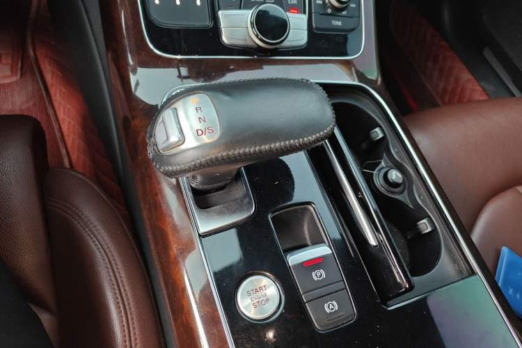 Used Audi A8 2014 A8L 45 TFSI quattro Comfort model Gear Lever