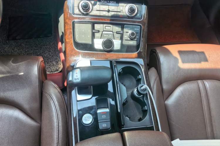 Used Audi A8 2014 A8L 45 TFSI quattro Comfort model Gear Lever