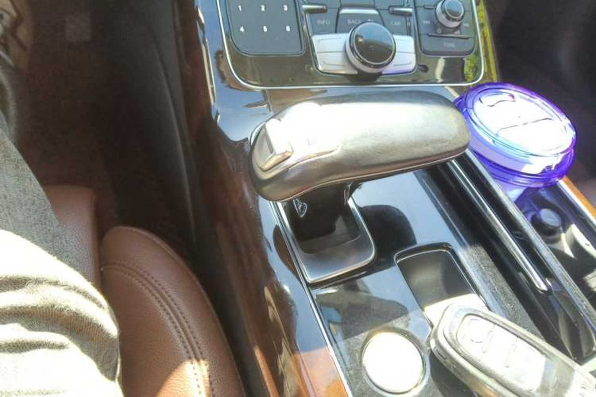 Used Audi A8 2014 A8L 45 TFSI quattro Comfort model Gear Lever