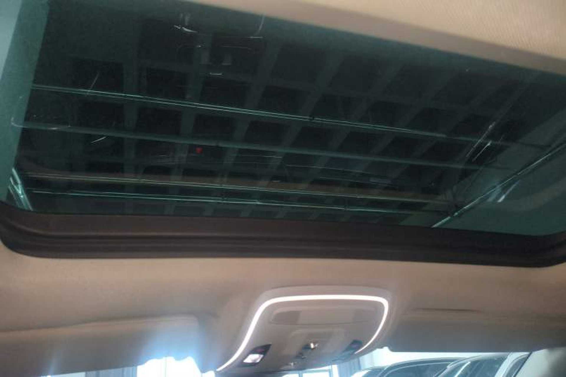 Used Audi A8 2014 A8L 45 TFSI quattro Comfort model Headliner