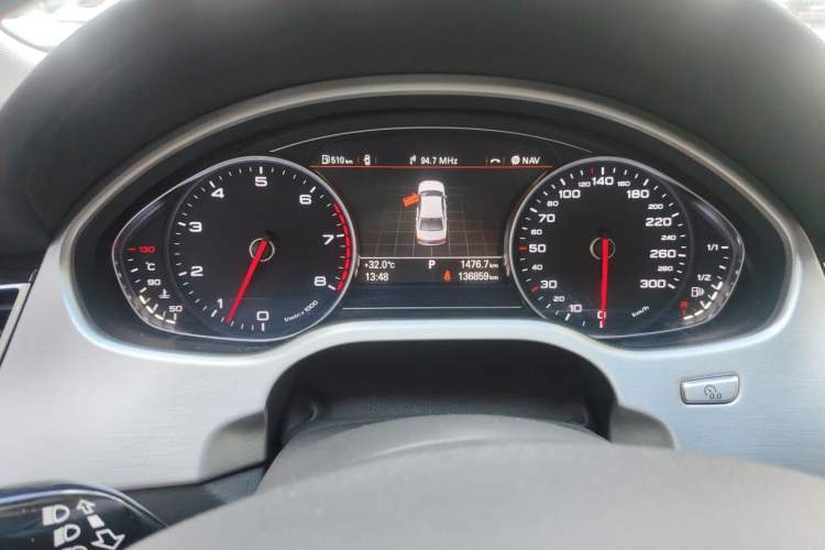 Used Audi A8 2014 A8L 45 TFSI quattro Comfort model Instrument Cluster