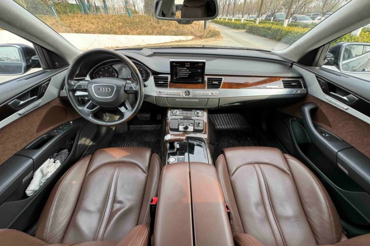Used Audi A8 2014 A8L 6.3 FSI W12 quattro flagship model Interior 1