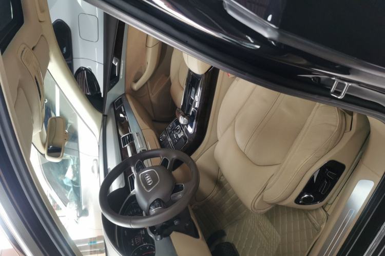 Used Audi A8 2014 A8L 45 TFSI quattro Comfort model Interior 1