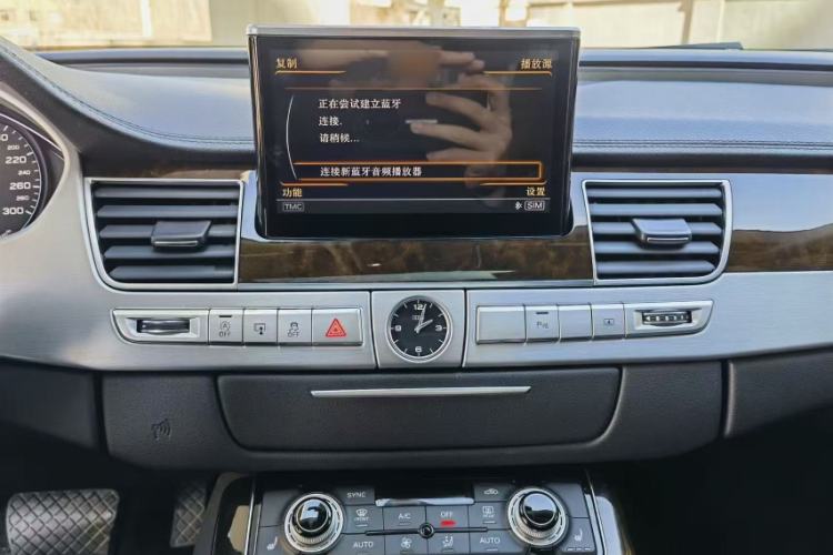 Used Audi A8 2014 A8L 45 TFSI quattro Comfort model Interior 2