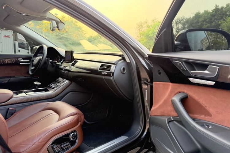 Used Audi A8 2014 A8L 45 TFSI quattro Luxury Model Interior 3