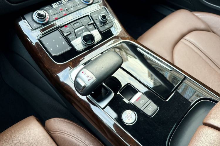 Used Audi A8 2014 A8L 45 TFSI quattro Comfort model Interior 3