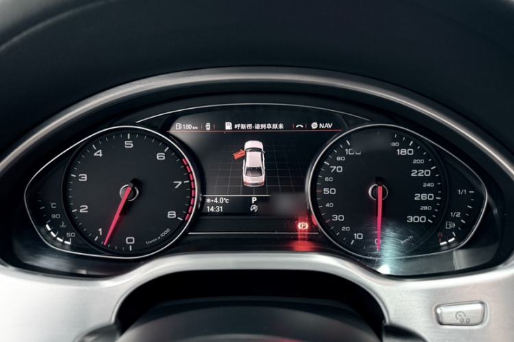 Used Audi A8 2014 A8L 45 TFSI quattro Comfort model Interior 4