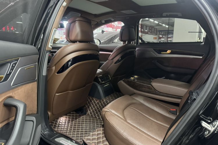 Used Audi A8 2014 A8L 45 TFSI quattro Comfort model Interior 5