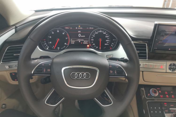 Used Audi A8 2014 A8L 45 TFSI quattro Comfort model Interior 8