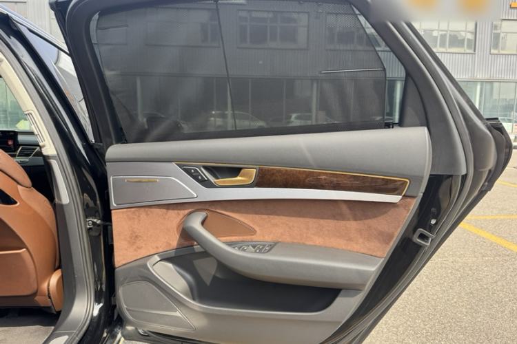 Used Audi A8 2014 A8L 45 TFSI quattro Comfort model Interior 9
