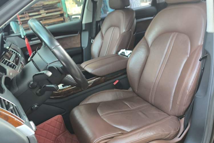 Used Audi A8 2014 A8L 45 TFSI quattro Comfort model Left Front Seat